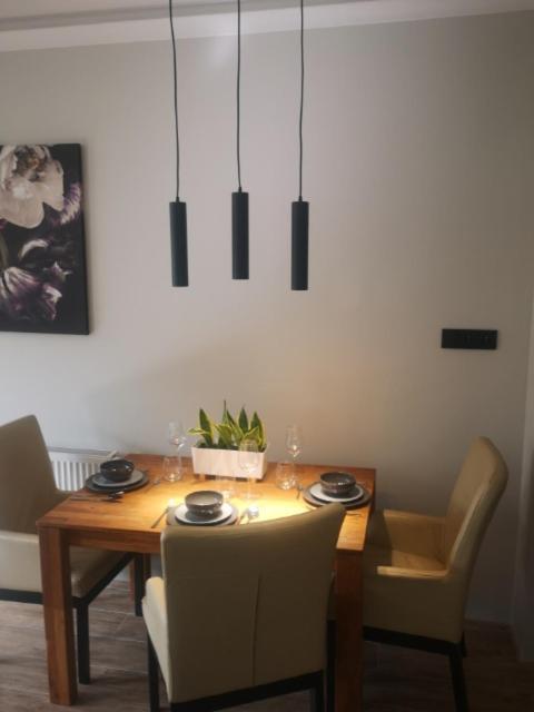 Apartament Pod Swiatynia Wang คาร์ปัตซ์ ภายนอก รูปภาพ